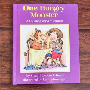 ⭐️⭐️PICK 5 / $20 One Hungry Monster Counting Book in Purple